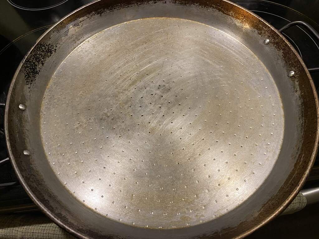 Do I need to worry about my paella pan? Cookware Hungry Onion