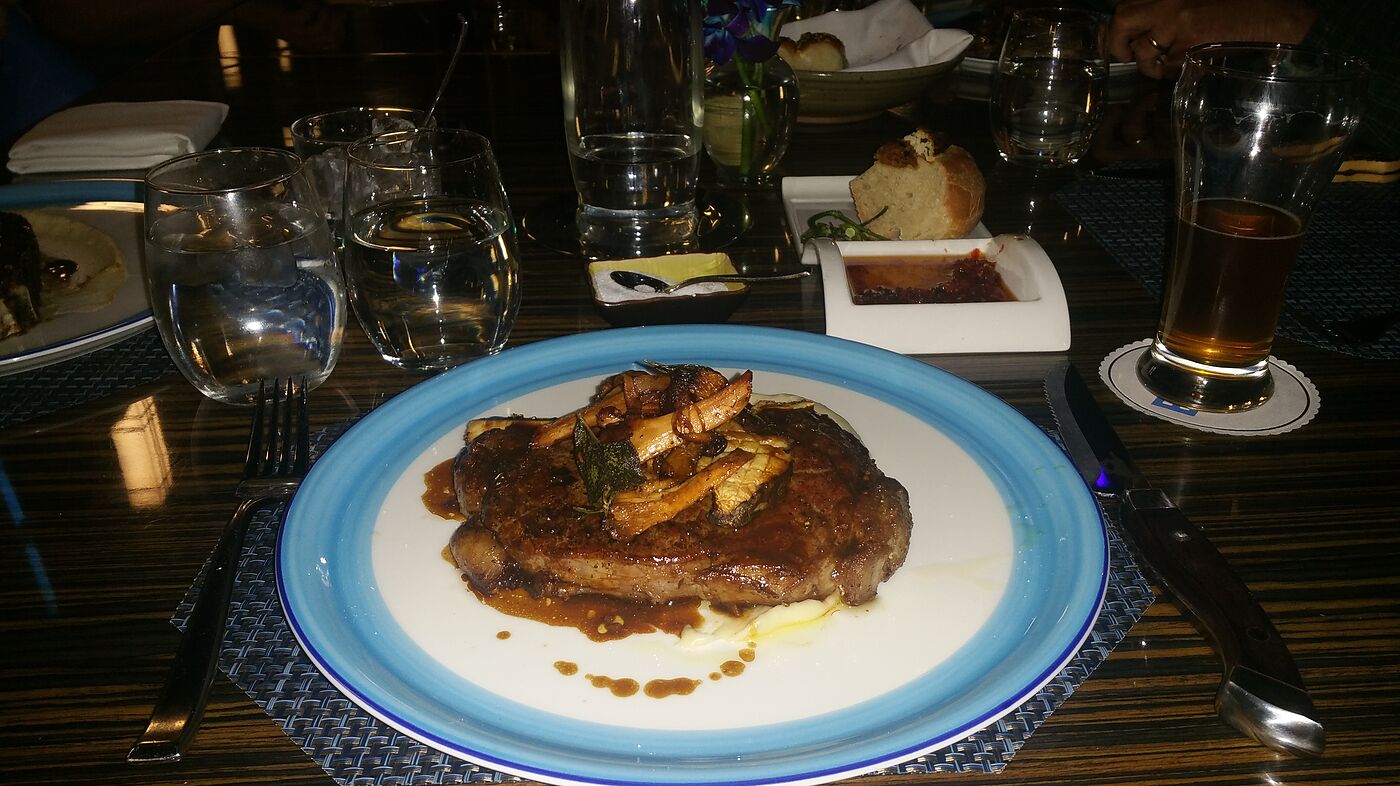 Blu Grotto in Oceanport [NJ] New Jersey Hungry Onion