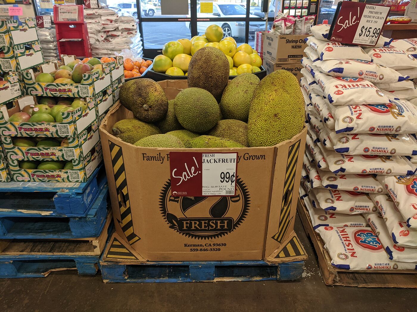 Country Square Market in Vacaville SF Bay Area + California Hungry