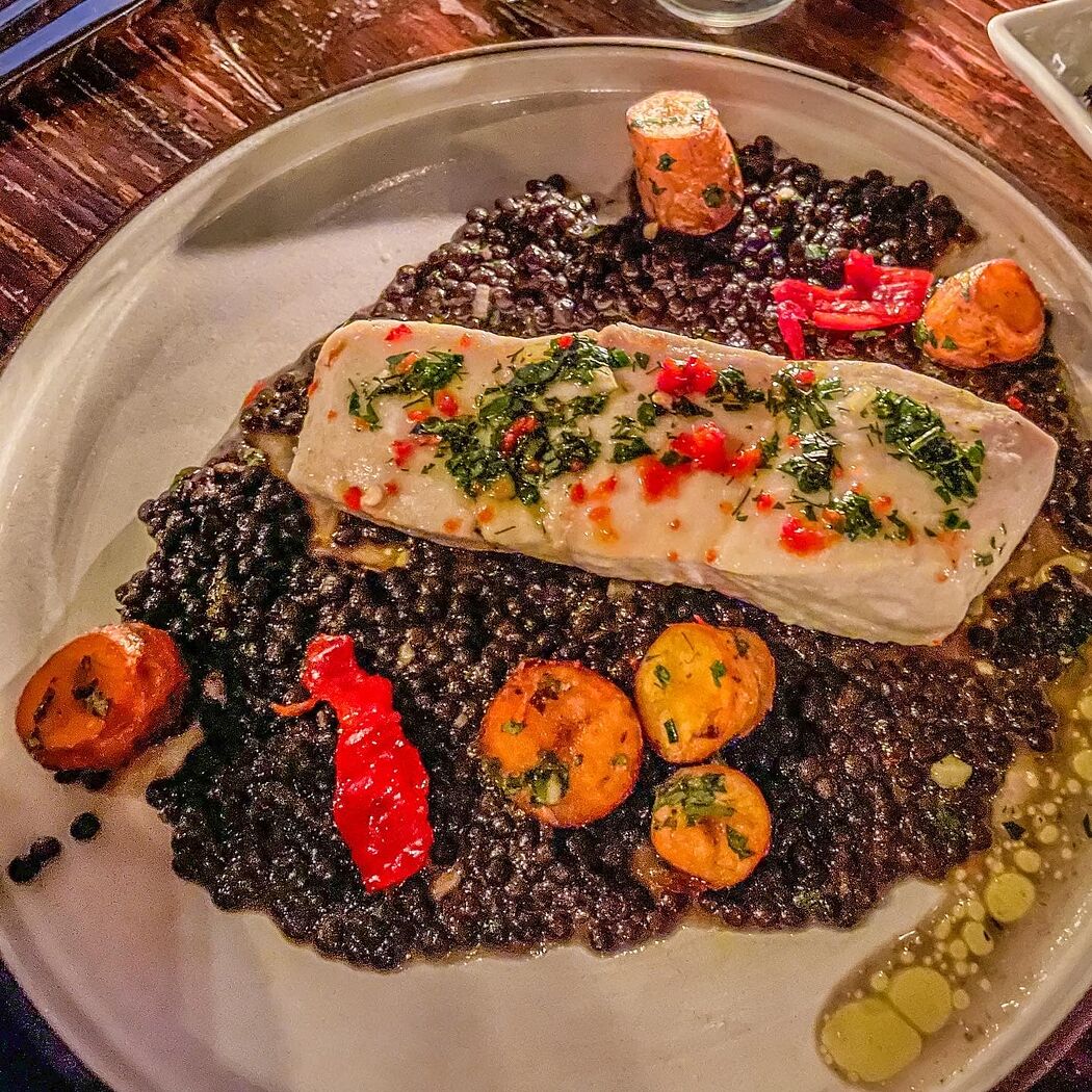 La Lupa Manalapan, NJ New Jersey Hungry Onion