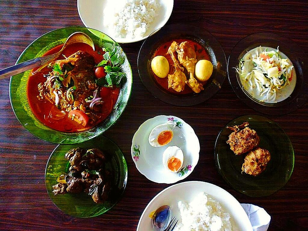 [Penang, Malaysia] Malay cuisine at Minah Restaurant, Gelugor - Asia