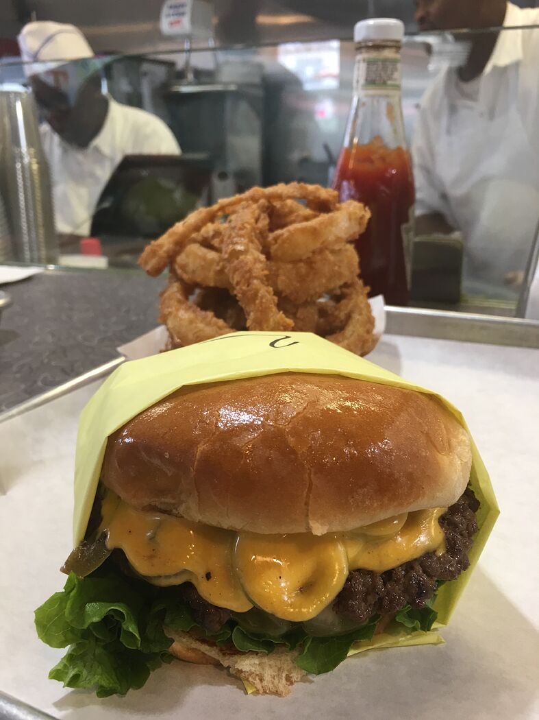 Willy Burger Beaumont and Katy, Texas Texas Hungry Onion