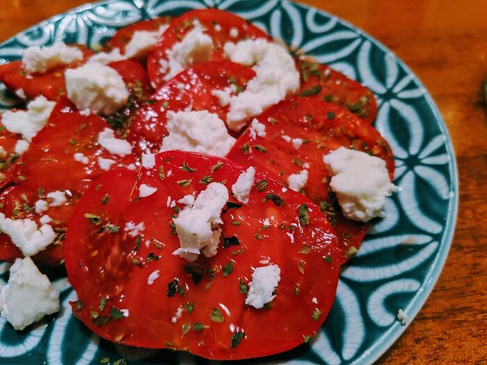 tomato%20feta%20%26%20oregano