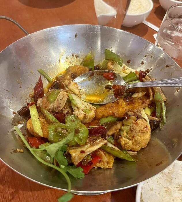 DCE97B2A-6EFD-409B-AB71-3B83619AF5C7_1_105_c