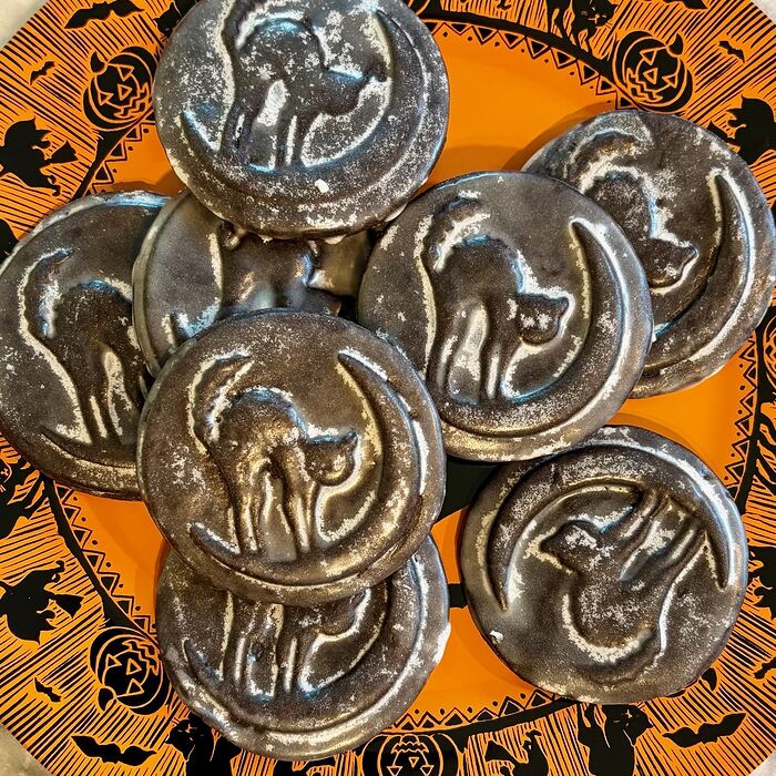 Black Cat Chocolate Cookies