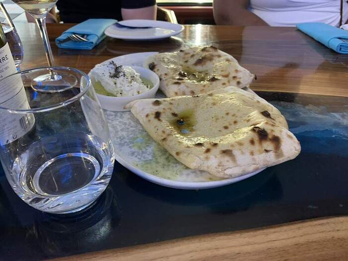 269D7FDE-0CB3-4477-81D1-23D3A6C588F7_1_105_c