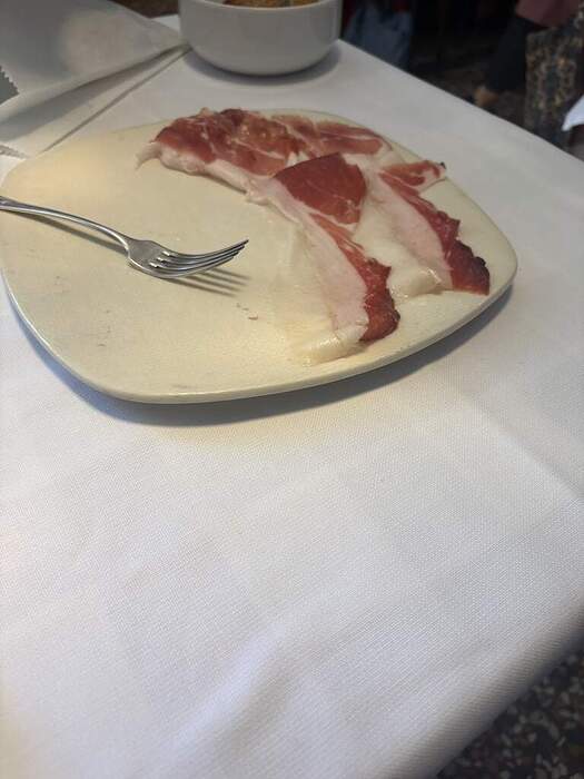 FB1EBC9F-FC17-4F05-A831-E86BE3B90DE1_1_105_c