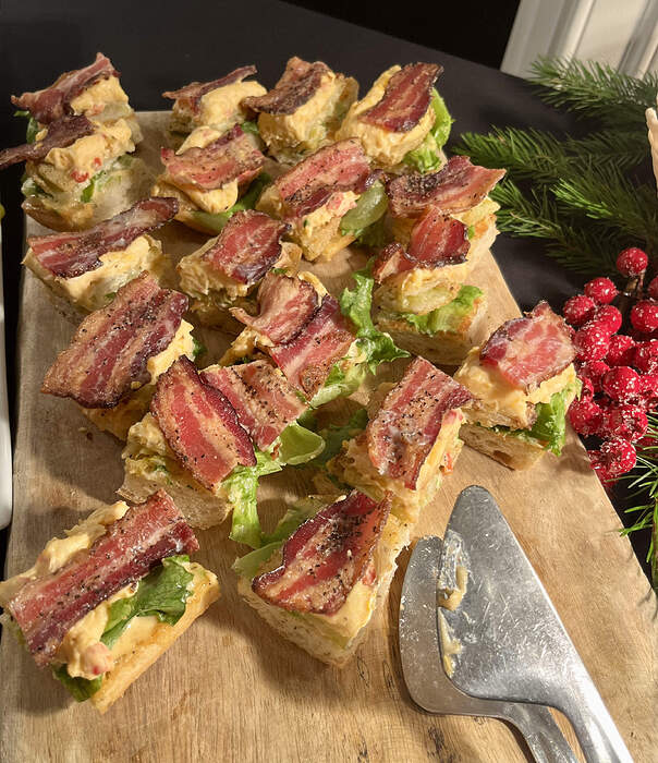 E28DFB39-1934-42B4-B444-083F7870875A_1_201_a