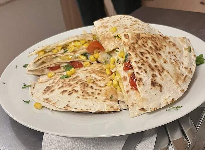 D82A8D2F-1DA2-48F4-B3A2-0E1C4BCD3C1B_1_105_c