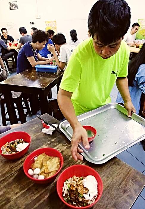 46342176_10212109181274408_5112534343931133952_n