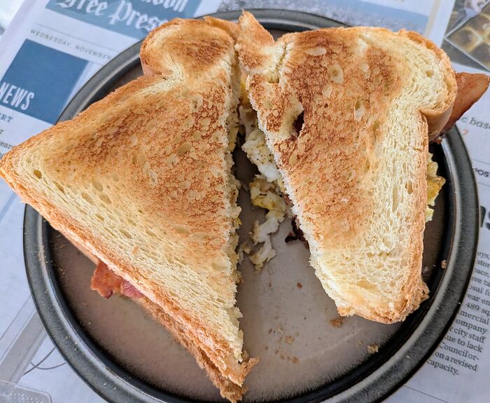 PXL_20251119_164557384~3