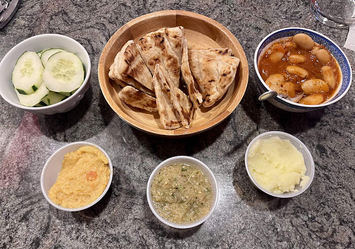 21AFCFB1-90BD-47BD-8AE3-066ECD8348F5_1_201_a