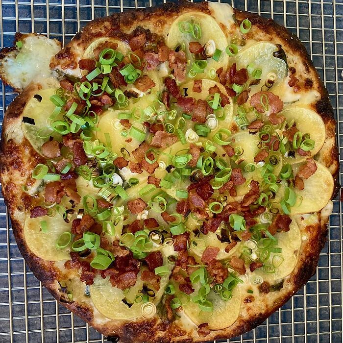 Spud Bacon and Scallion Pizza
