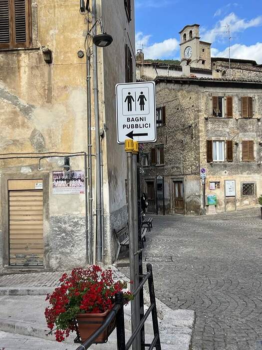 45CDDB21-787E-4015-BBAB-4FE495546A08_1_105_c