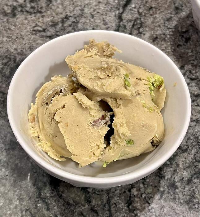 314D2A65-6A67-49E7-BEBA-DA45FF0F8AE9_1_102_a