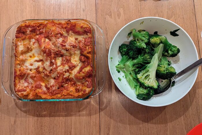 PXL_20251121_224544691.MP~2