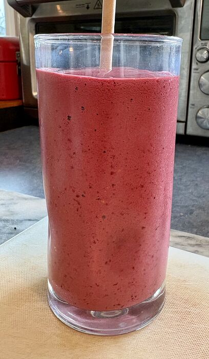Mixed Berry and Fruit Smoothie