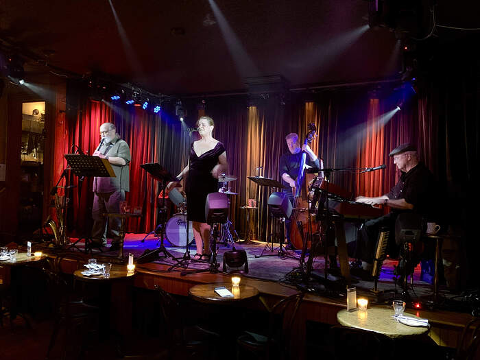 0C02AB46-405B-43F1-8B27-4FFE1FFA3907_1_201_a