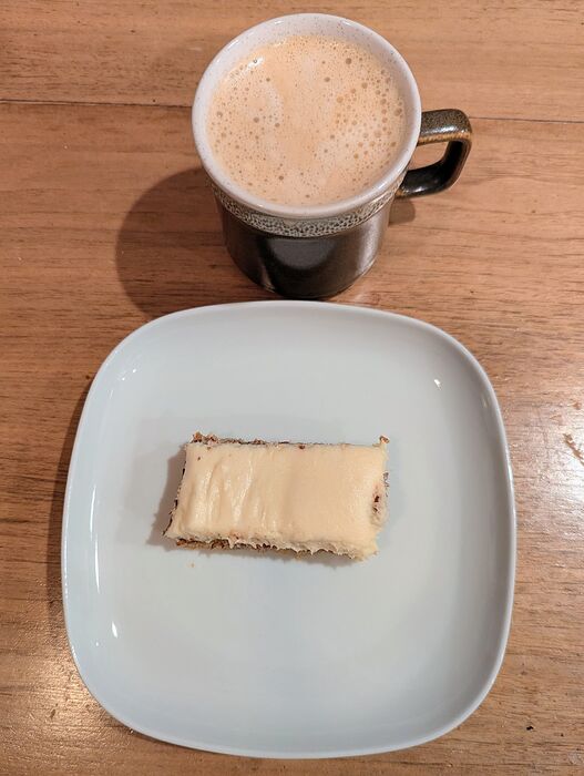 PXL_20251118_000416893.MP~2