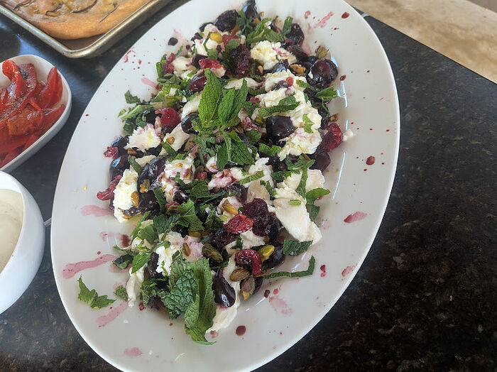 Stinson 25 Cherries Burrata Mint