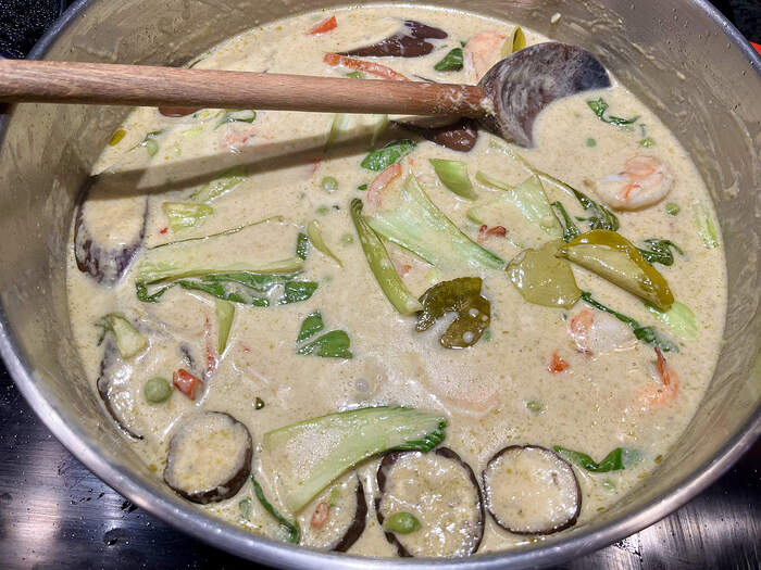 4257A2BF-AD94-46DB-A93E-30966306ADF2_1_201_a