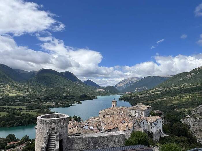 3FE0B4A5-BDBE-4108-919C-A45BBAC132AB_1_105_c