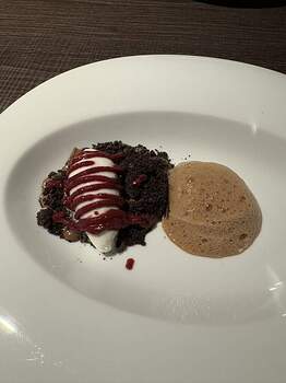 788F28F3-4926-480F-907E-058B6F3E0D63_1_105_c