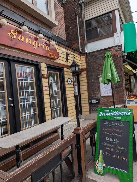 PXL_20251221_181843435