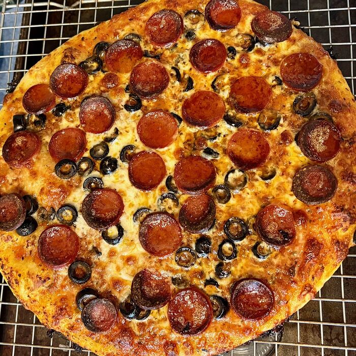 Thin Crust Pizza Pie