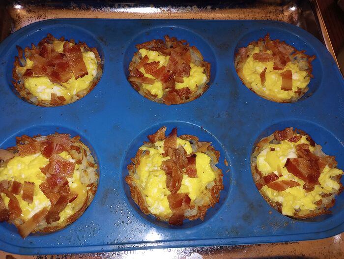 Oct 3 hash brown egg cup nests (1)