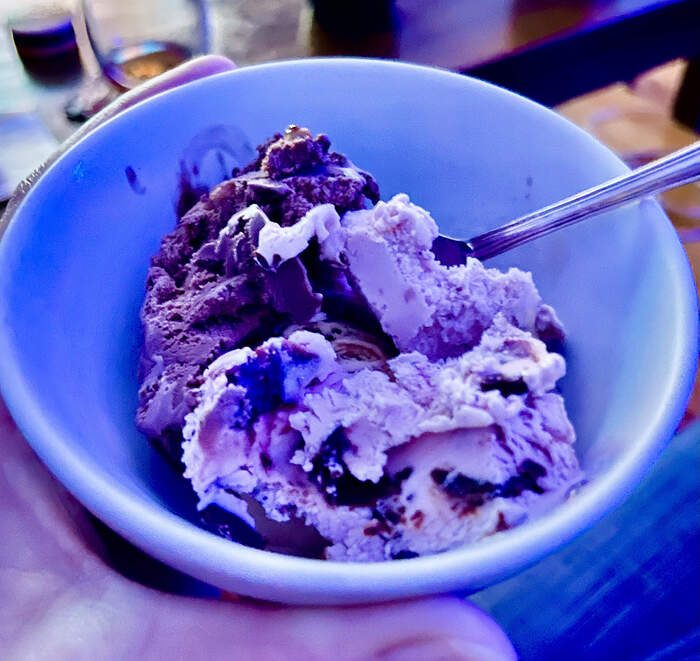 110761C8-D78B-4219-91A8-840AEBCC572A_1_201_a