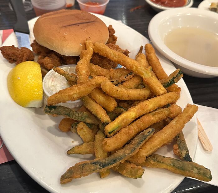 2025 - 07 - 26 - Randazzo's fried oyster sandwich and fried zucchini