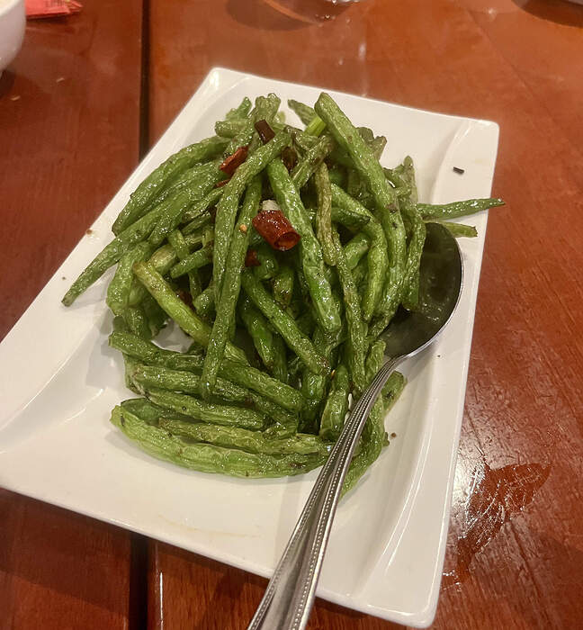 0E290FB5-4C6C-4047-B108-1156661B0A84_1_201_a