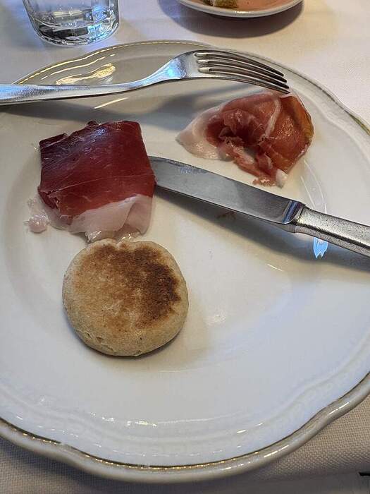 B701FBA7-28CA-4825-8906-9888775F1A4F_1_105_c