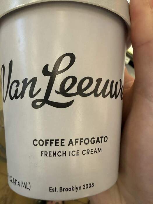 1E0E408F-8F34-43BC-AADE-8D990D173782_1_105_c