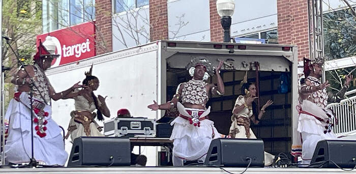 54A7627F-4D78-4865-9CED-E307DC916577_1_201_a