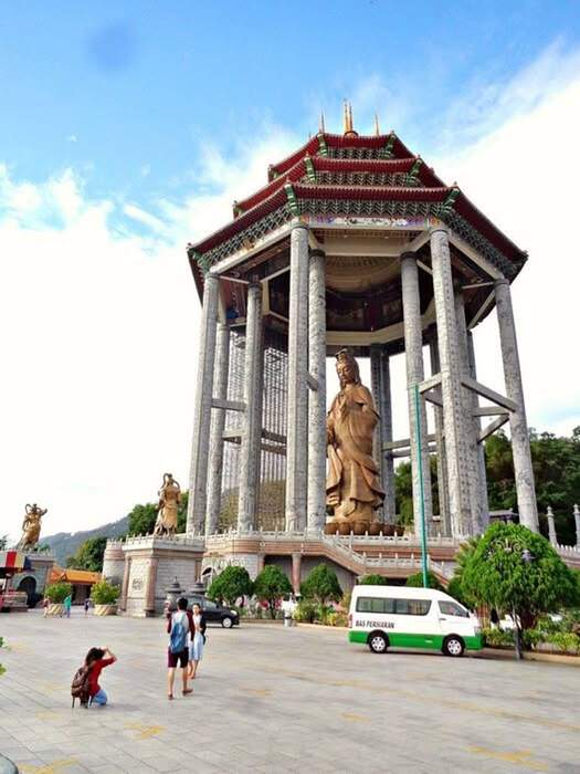 467521987_10236275706533501_8933289358763419217_n (1)