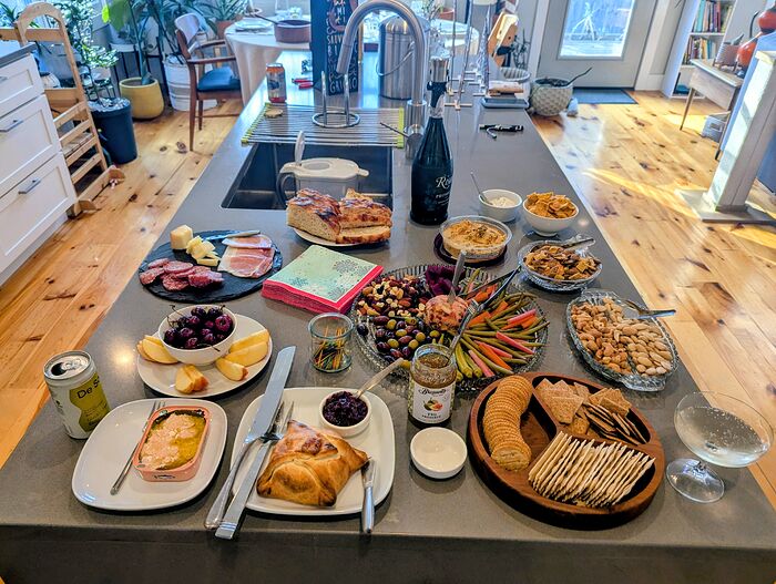 PXL_20251225_203108353.MP~2