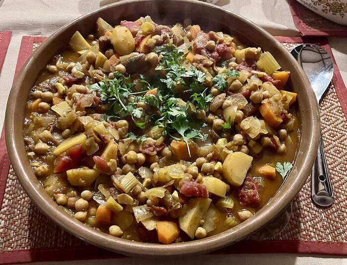 DEF6B077-429C-4912-A548-54CAC8C679BE_1_102_a