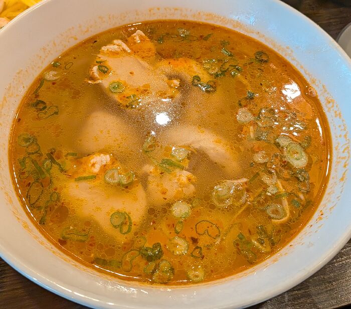 PXL_20251127_184733669.MP~2