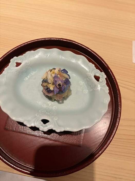 DB53F79B-7450-4432-9F2E-D3790DA15315_1_105_c