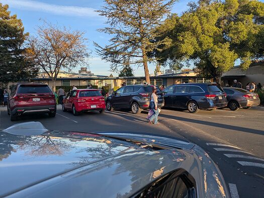 PXL_20251031_002121944