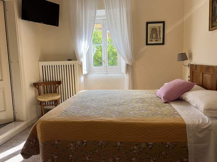 55EE36A5-A9BF-4E03-AD3F-382B8A285E02_1_201_a