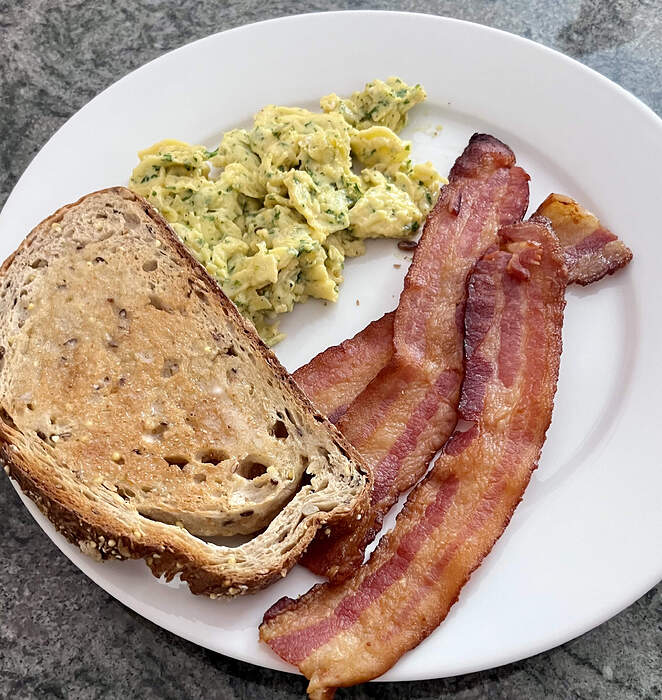 9FBC054F-5CFD-41AD-ADF2-F098CB7ADB4F_1_201_a