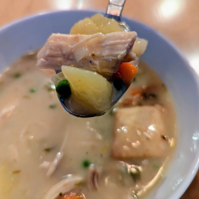 PXL_20251113_222041513.MP~2