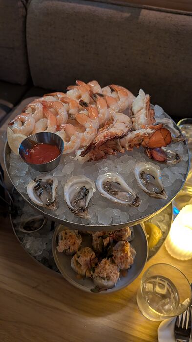 PXL_20251101_012918035.NIGHT