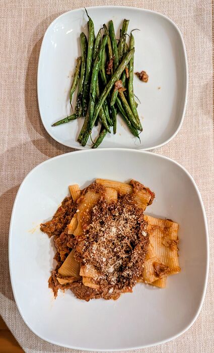 PXL_20251207_224912634.MP~2