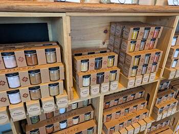 PXL_20251205_202753623