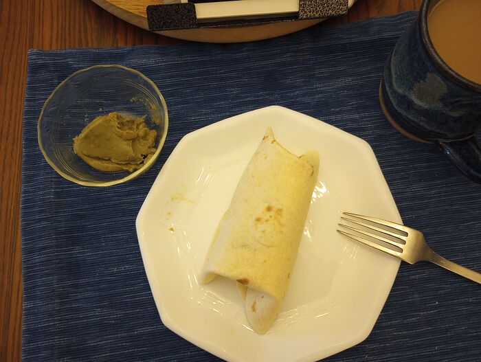Sep15 Breakfast burrito and guac