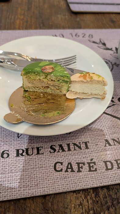 PXL_20251117_021449363